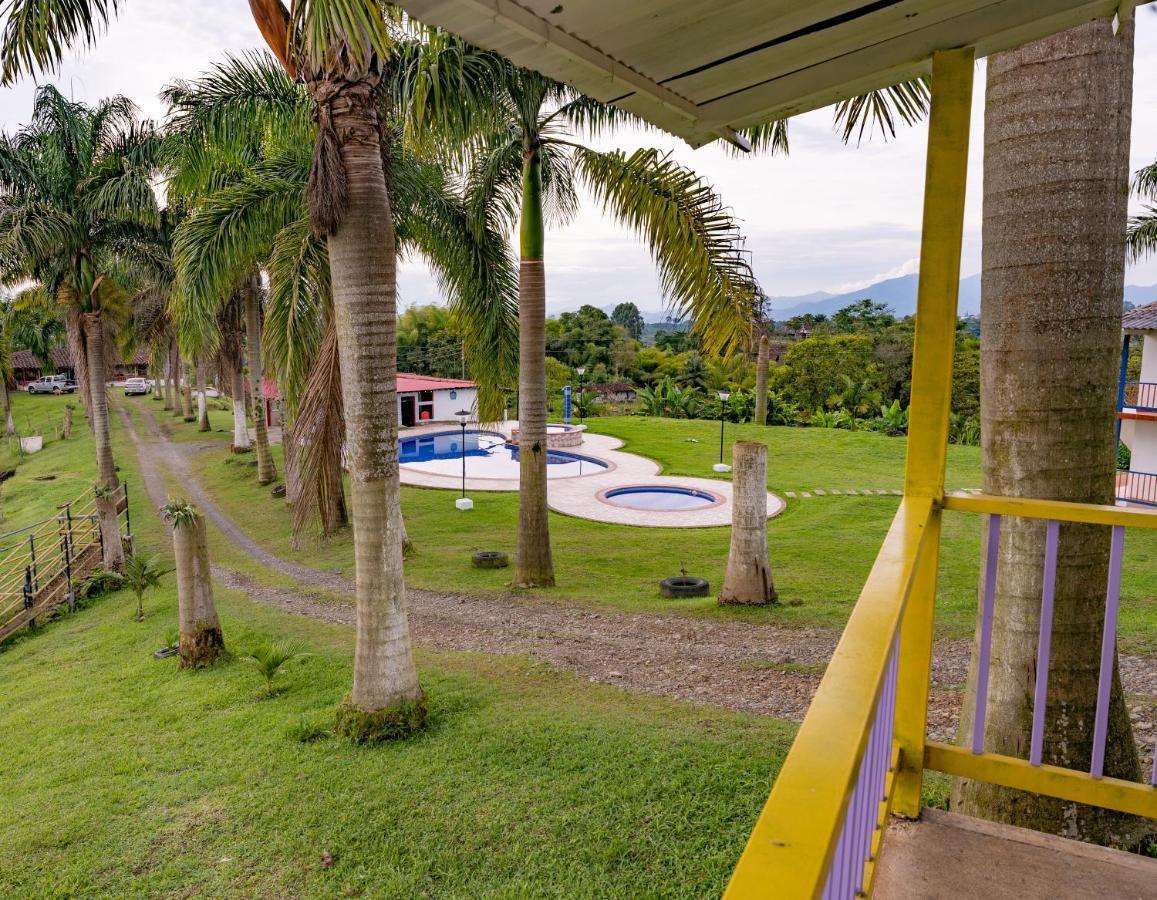 Rancho Chihuahua Hotel Filandia Ngoại thất bức ảnh